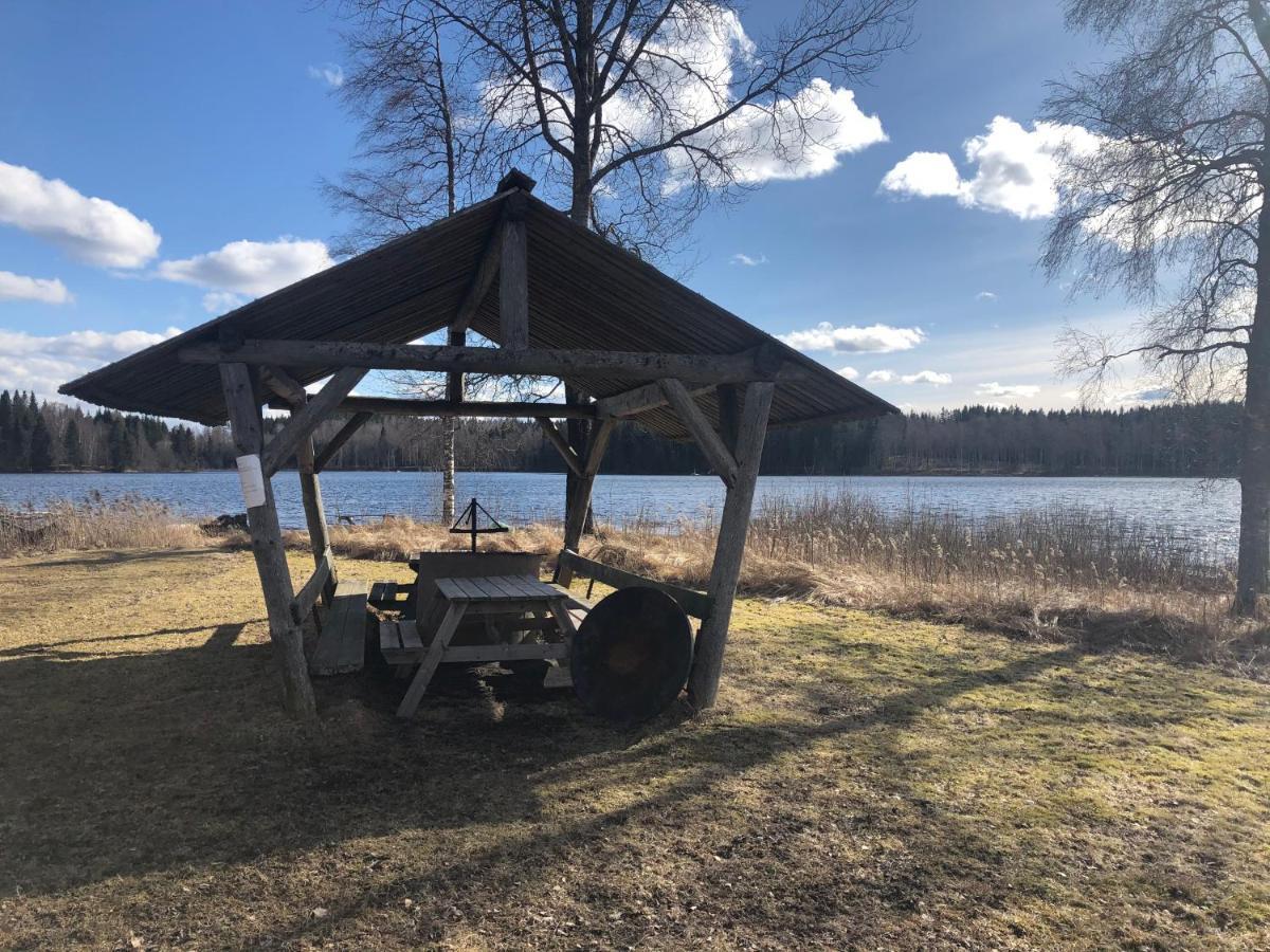 Paradiset Stugan I Fin Skogen Villa Hallefors  Exterior photo